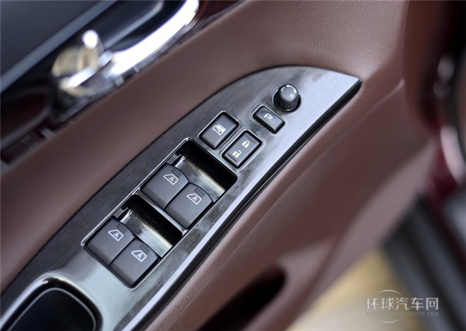 2015款 2.5L 悅享版