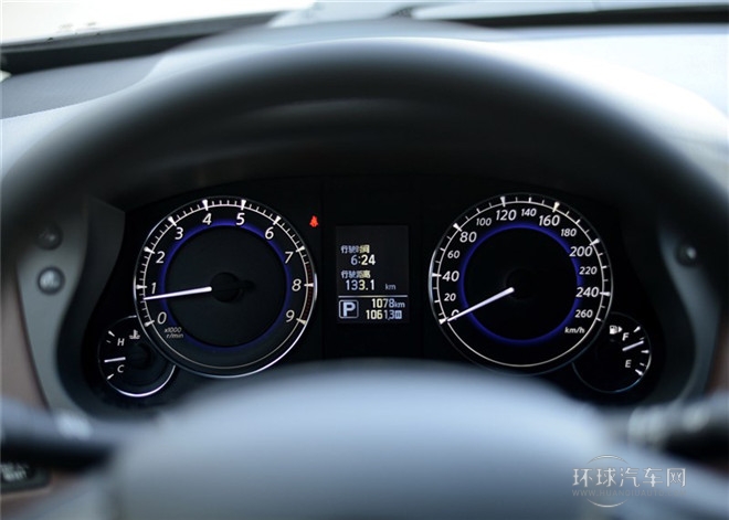 2015款 2.5L 悅享版