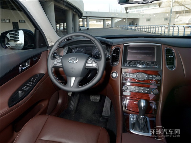 2015款 2.5L 悅享版