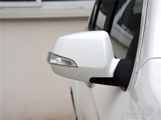 2015款 探索版 2.0T 柴油4X2超豪華型