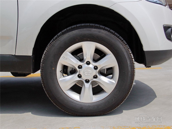 2015款 探索版 2.0T 柴油4X2豪華型