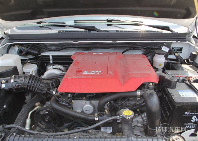 2015款 探索版 2.0T 柴油4X2豪華型