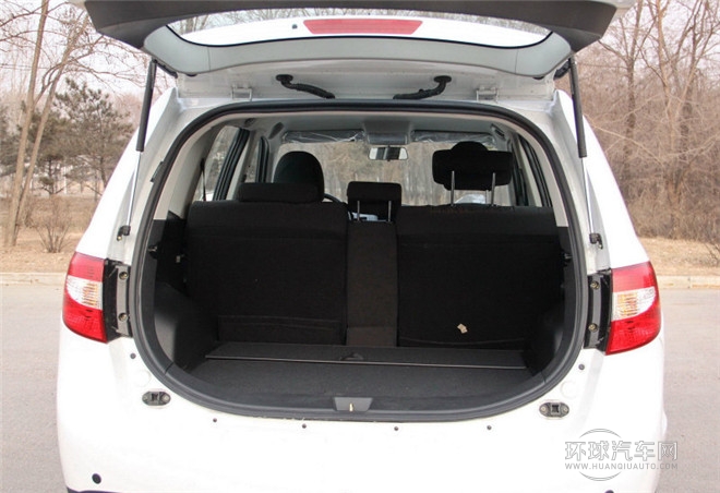 2015款 探索版 2.0T 柴油4X4超豪華型