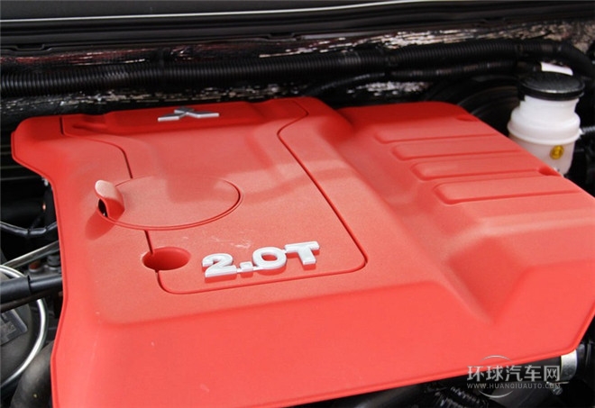 2015款 探索版 2.0T 柴油4X4豪華型