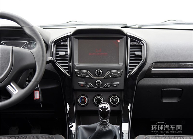 2015款 探索版 2.0T 汽油4X2豪華型