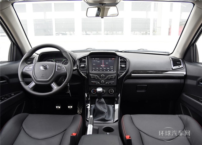 2015款 探索版 2.0T 汽油4X4豪華型