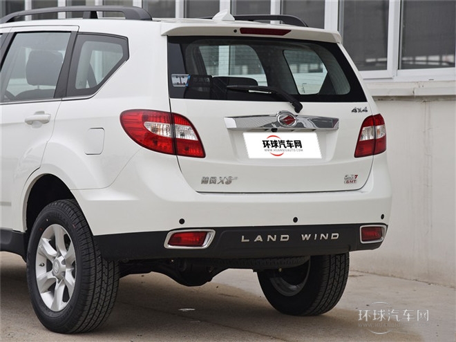 2015款 探索版 2.0T 汽油4X4豪華型