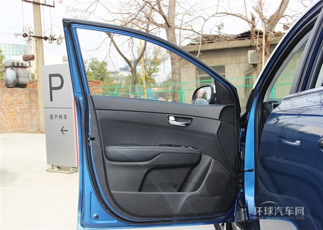 2015款 1.6L 手動兩驅(qū)GL