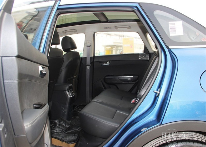 2015款 1.6L 手動兩驅GL