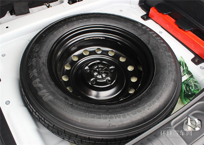 2015款 1.6L 自動兩驅DLX