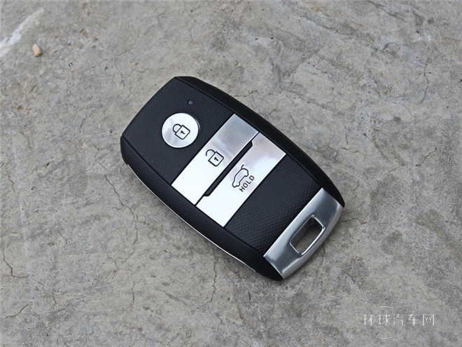 2015款 1.6L 自動兩驅DLX