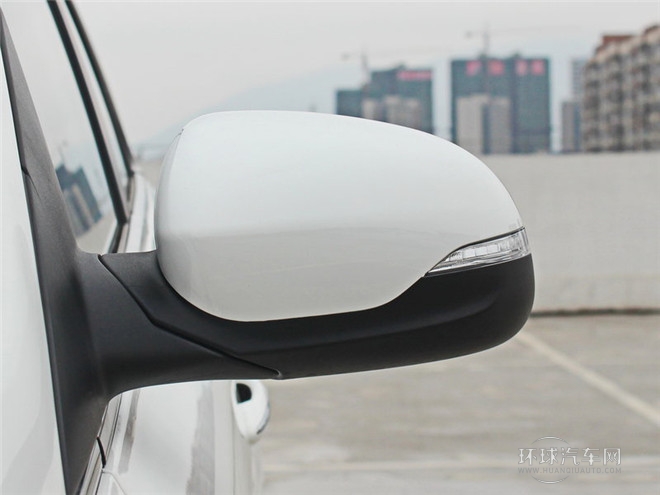 2015款 1.6L 自動兩驅DLX