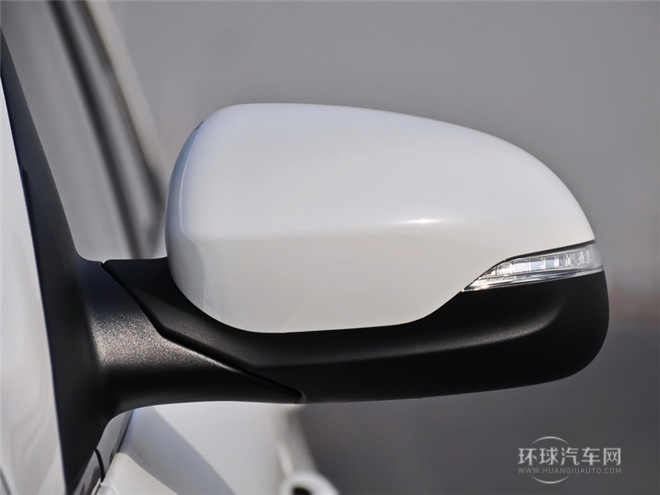 2015款 1.6L 自動兩驅GLS