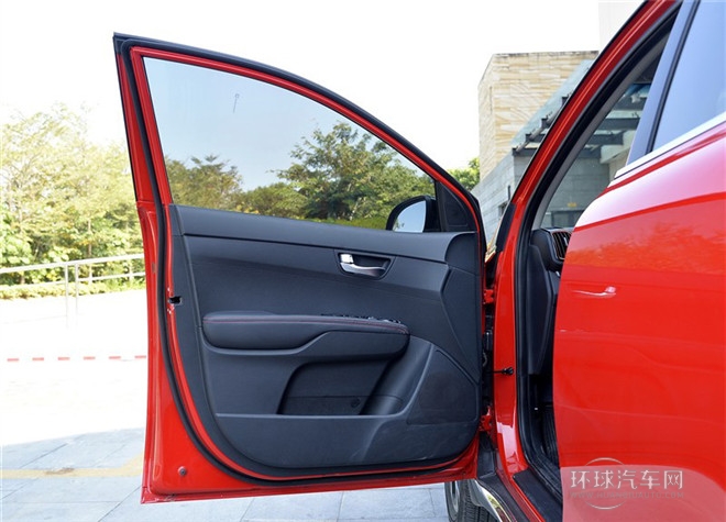 2015款 1.6T 自動兩驅DLX