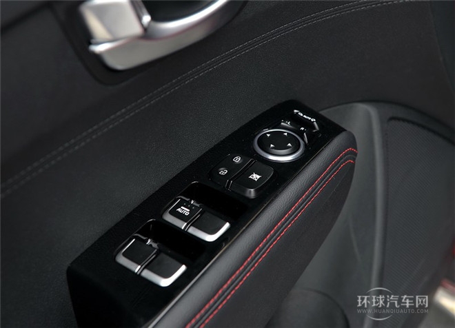 2015款 1.6T 自動(dòng)兩驅(qū)DLX