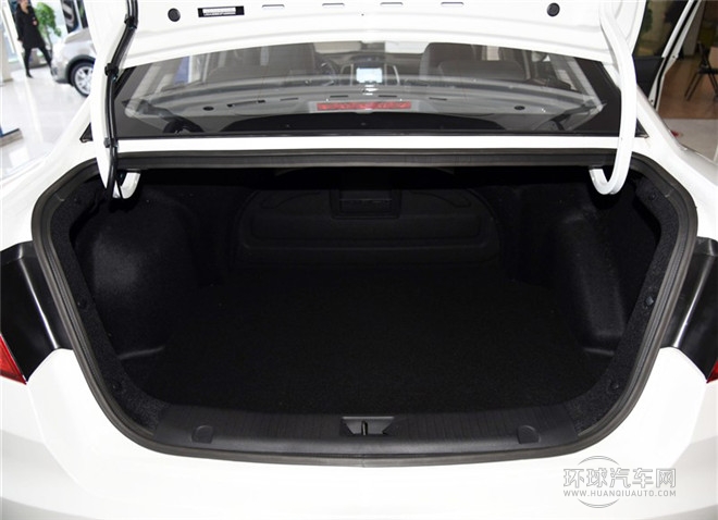 2015款 1.6L 手動旗艦型