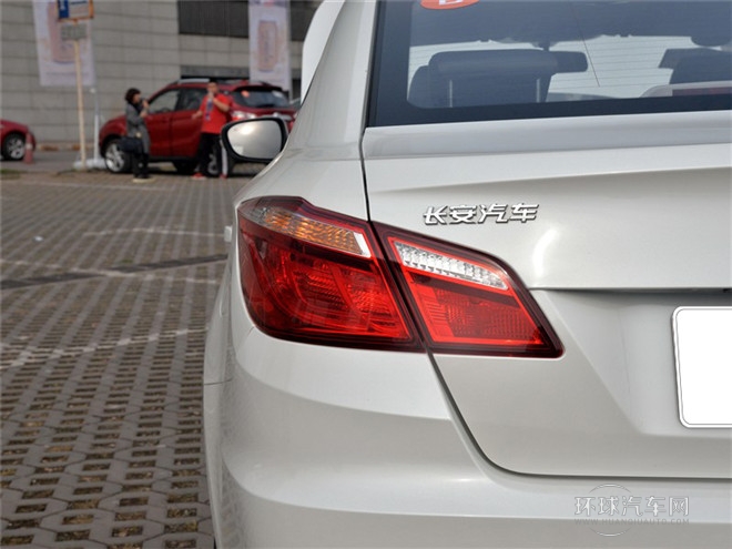 2015款 1.6L 自動旗艦型