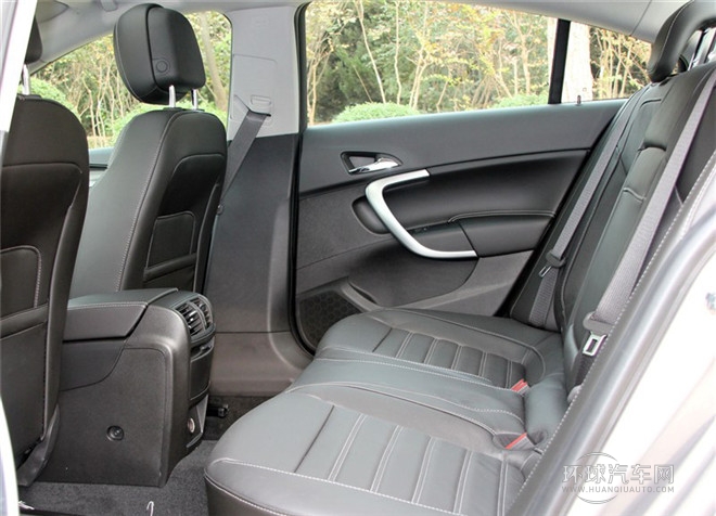 2015款 2.0L 精英時尚型