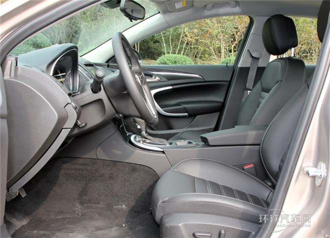 2015款 2.0L 精英時尚型