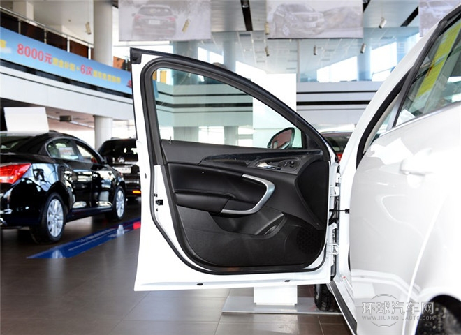 2015款 2.0L 領(lǐng)先時尚型