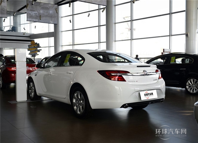 2015款 2.0L 領先時尚型