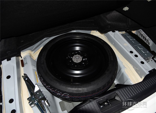 2015款 2.5L 標準版