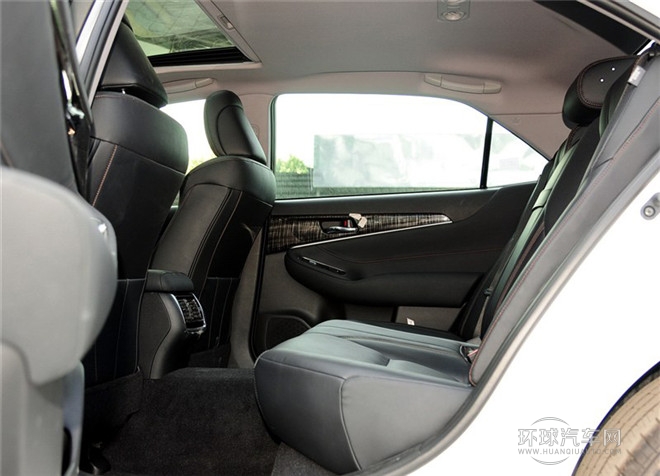 2015款 2.5L 標準版