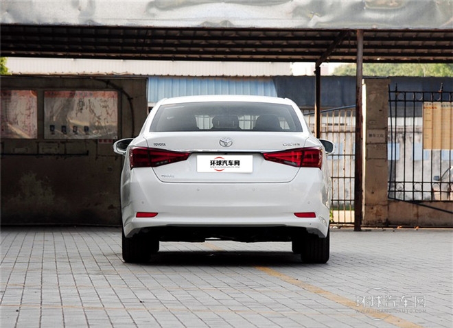 2015款 2.5L 標準版