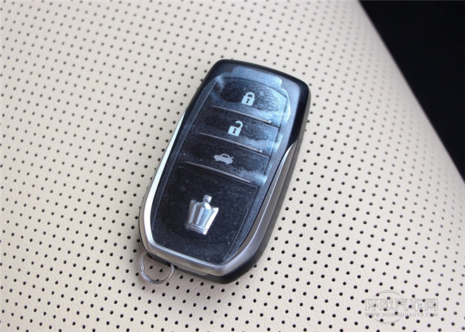 2015款 2.5L 豪華版