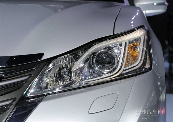 2015款 2.5L 精英版