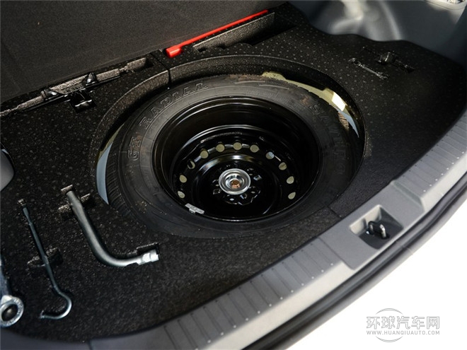 2015款 2.0L 手動(dòng)摯愛版