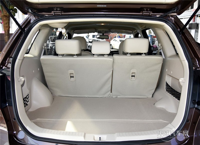 2015款 2.0L 手動智尚型