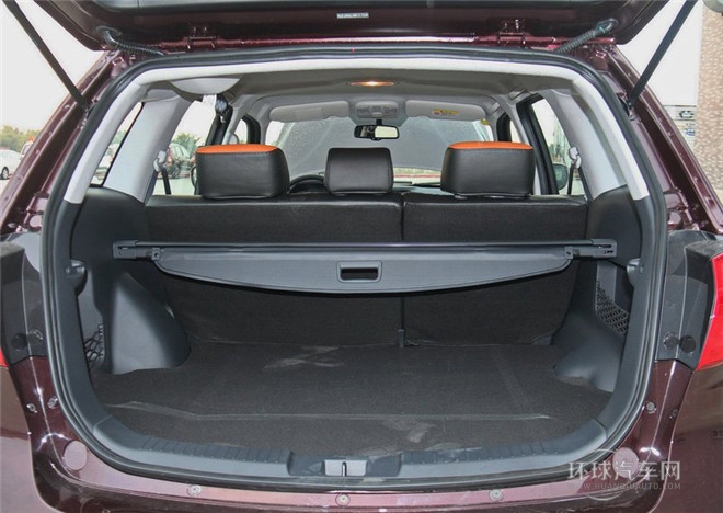 2015款 2.0L 手動智臻型