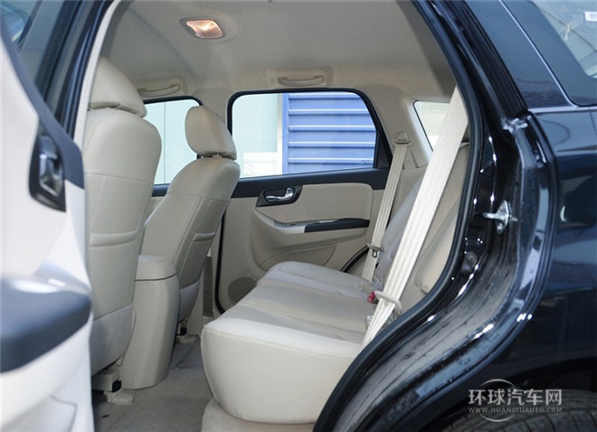 2015款 2.0L 自動智尚型