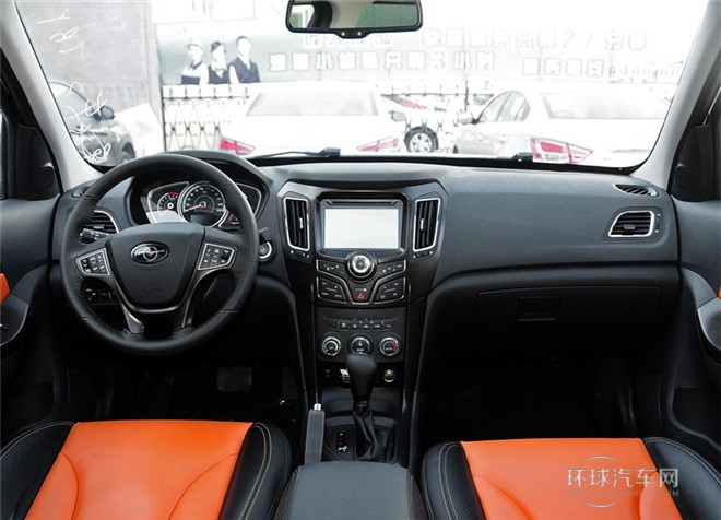 2015款 2.0L 自動智臻型