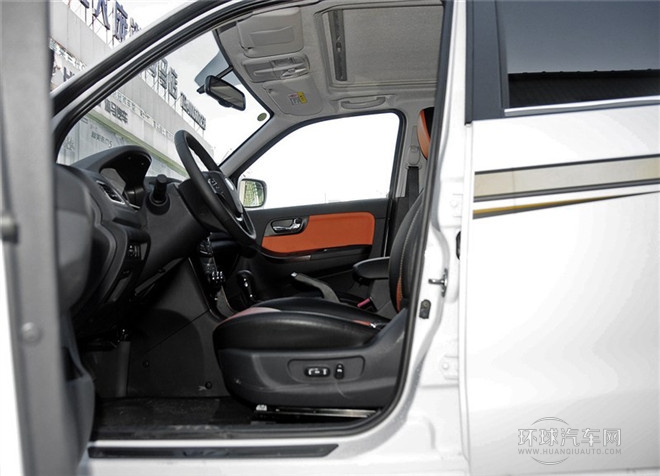 2015款 2.0L 自動智臻型