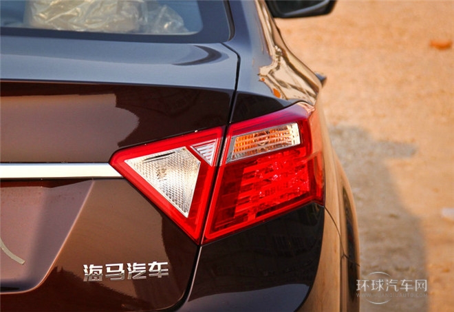 2015款 2.0L 手動時尚型