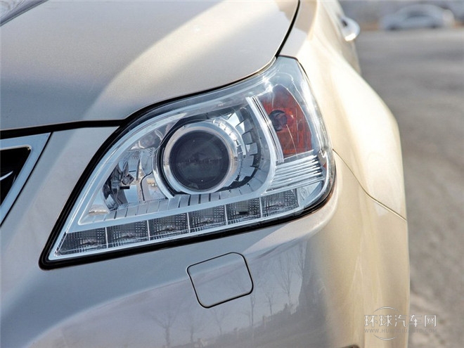 2015款 2.0L 自動時尚型