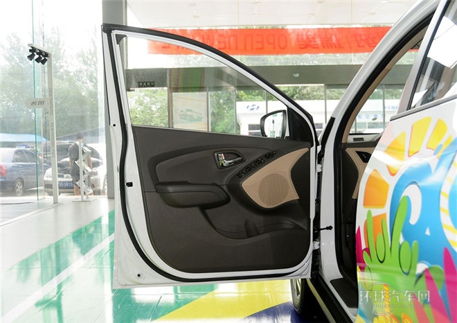 2015款 2.4L 自動四驅領先型 國IV