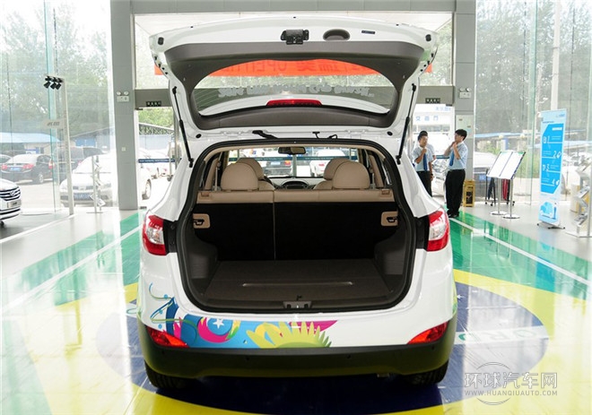 2015款 2.4L 自動四驅領先型 國IV