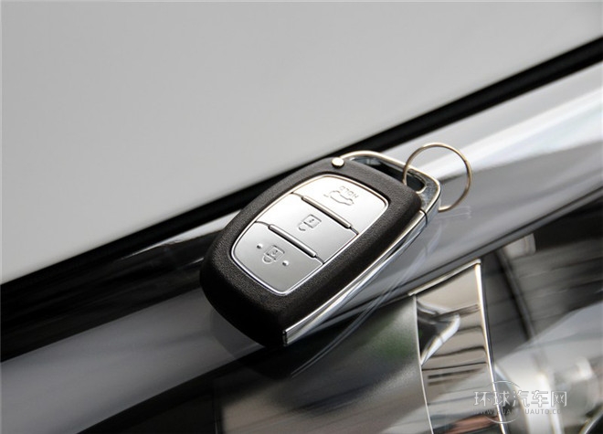 2015款 2.4L 自動兩驅領先型 國V