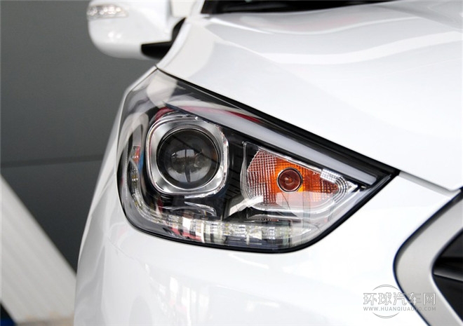 2015款 2.4L 自動(dòng)兩驅(qū)領(lǐng)先型 國(guó)V