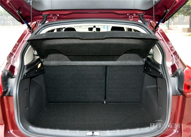 2015款 1.6L 手動時尚型