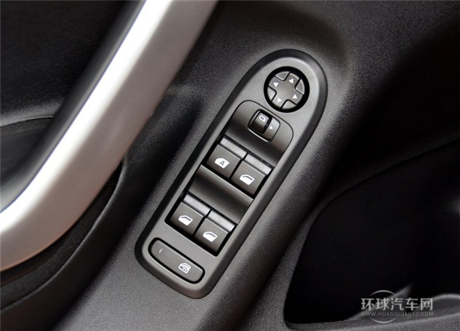 2015款 1.6L 手動時尚型