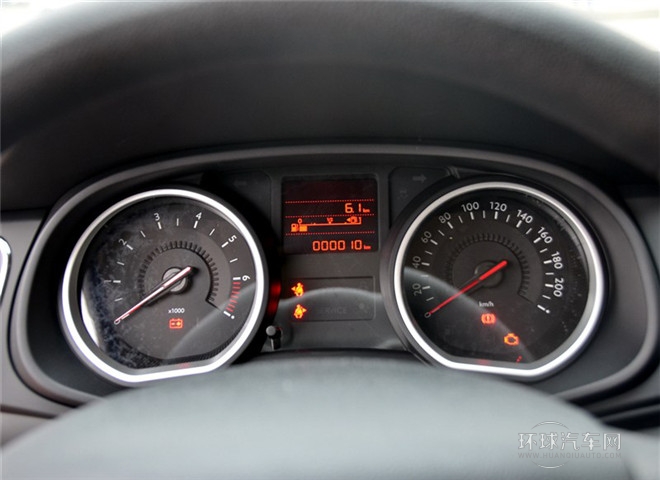 2015款 1.6L 手動時尚型