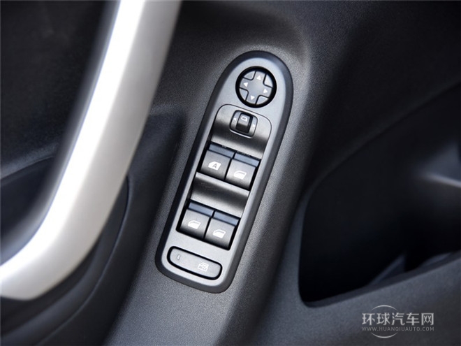 2015款 1.6L 自動(dòng)先鋒型