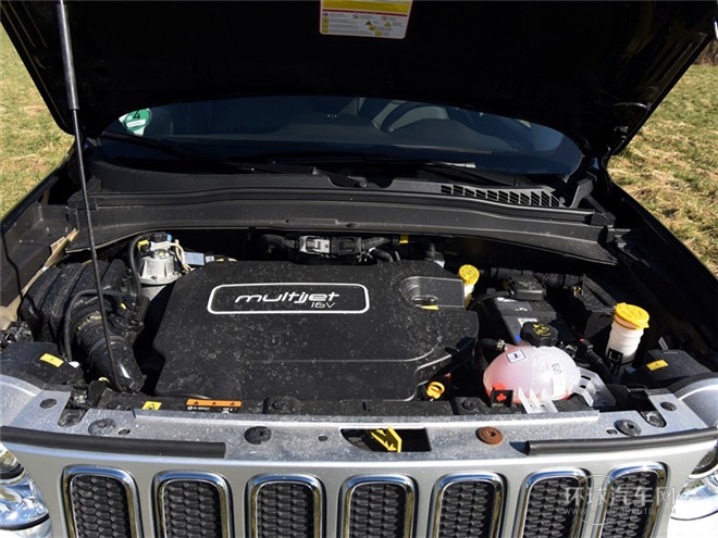 2015款 2.0L 運動版