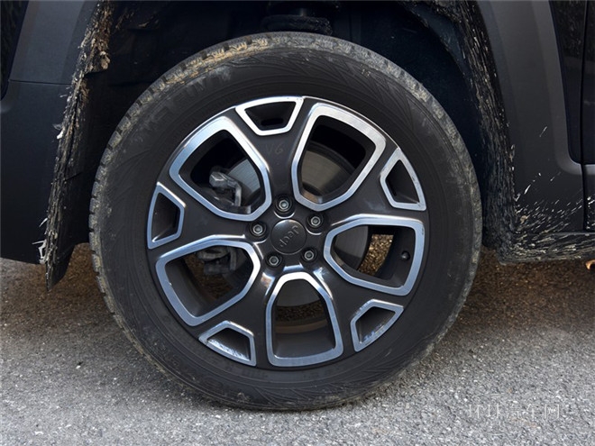 2015款 2.0L 運動版