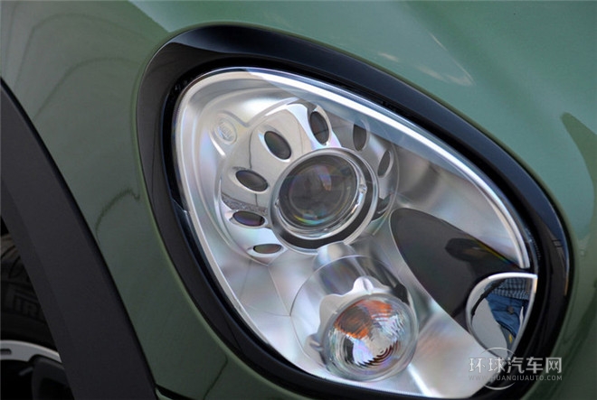 2015款 1.6T COOPER S All 4 進(jìn)藏限量版