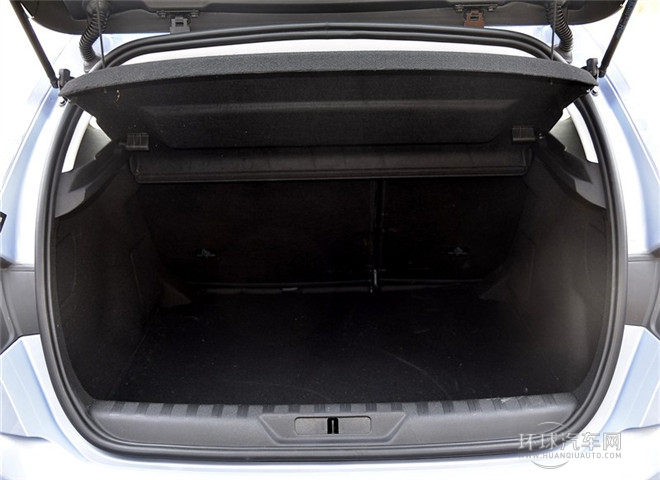 2015款 1.6T 自動(dòng)睿馳版